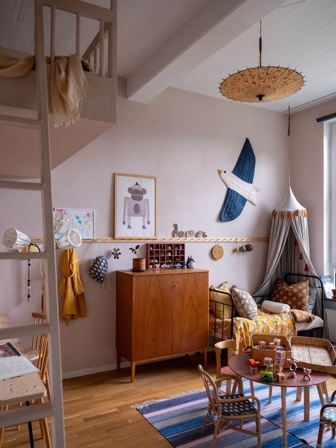 A Scandinavian Family Apartment with a Rusty Red Kitchen 20 cozy childrens bedroom with loft bed