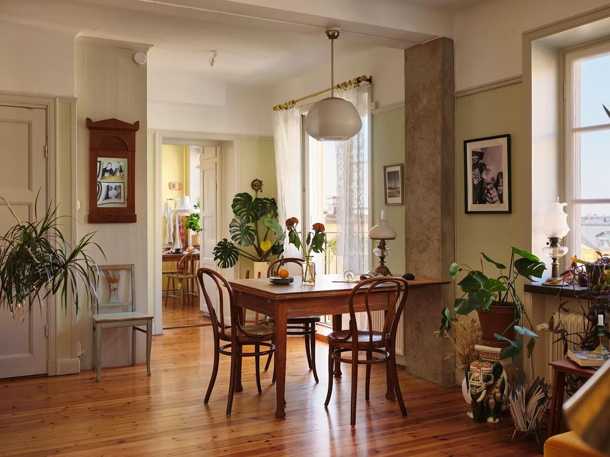 A Charming Small Two-Bedroom Apartment in Stockholm 6 cozy open plan living space with vintage furniture