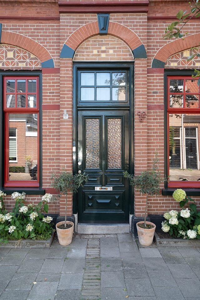 Rich Colors in a Charming Late 19th-Century Home in The Netherlands 28 front door historic home netherlands Rich Colors in a Charming Late 19th-Century Home in The Netherlands