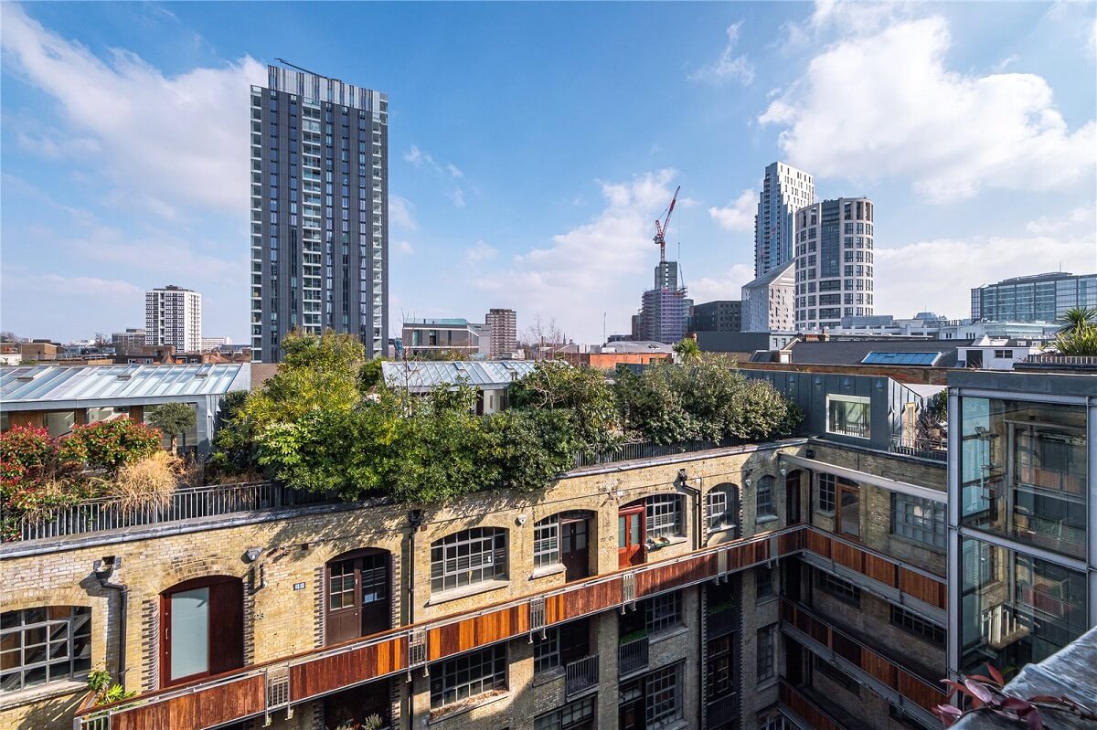 An Industrial, Loft-Style Duplex with Japanese Landscaped Roof Terraces 25 industrial london buildings with green roofs