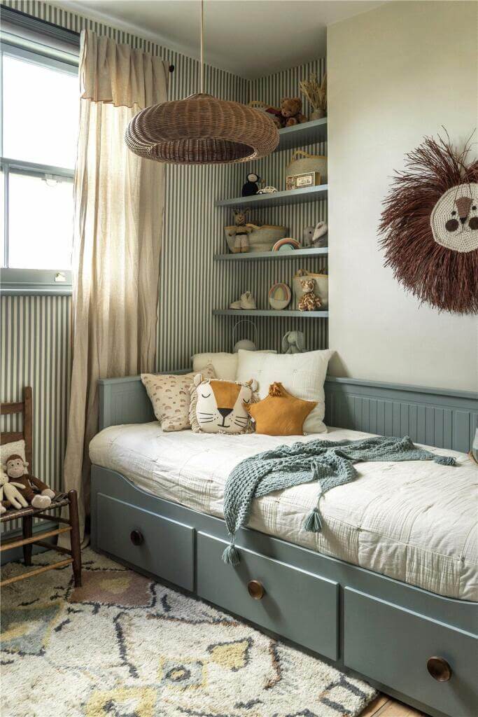 Best of 2024: Children's Bedrooms 12 kids bedroom with storage bed and shelves
