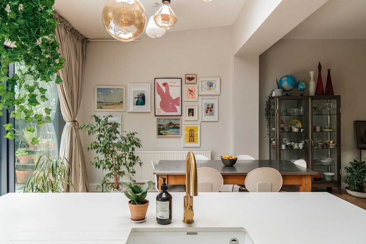 A Dark Blue Living Room in a Historic London Home 10 kitchen island