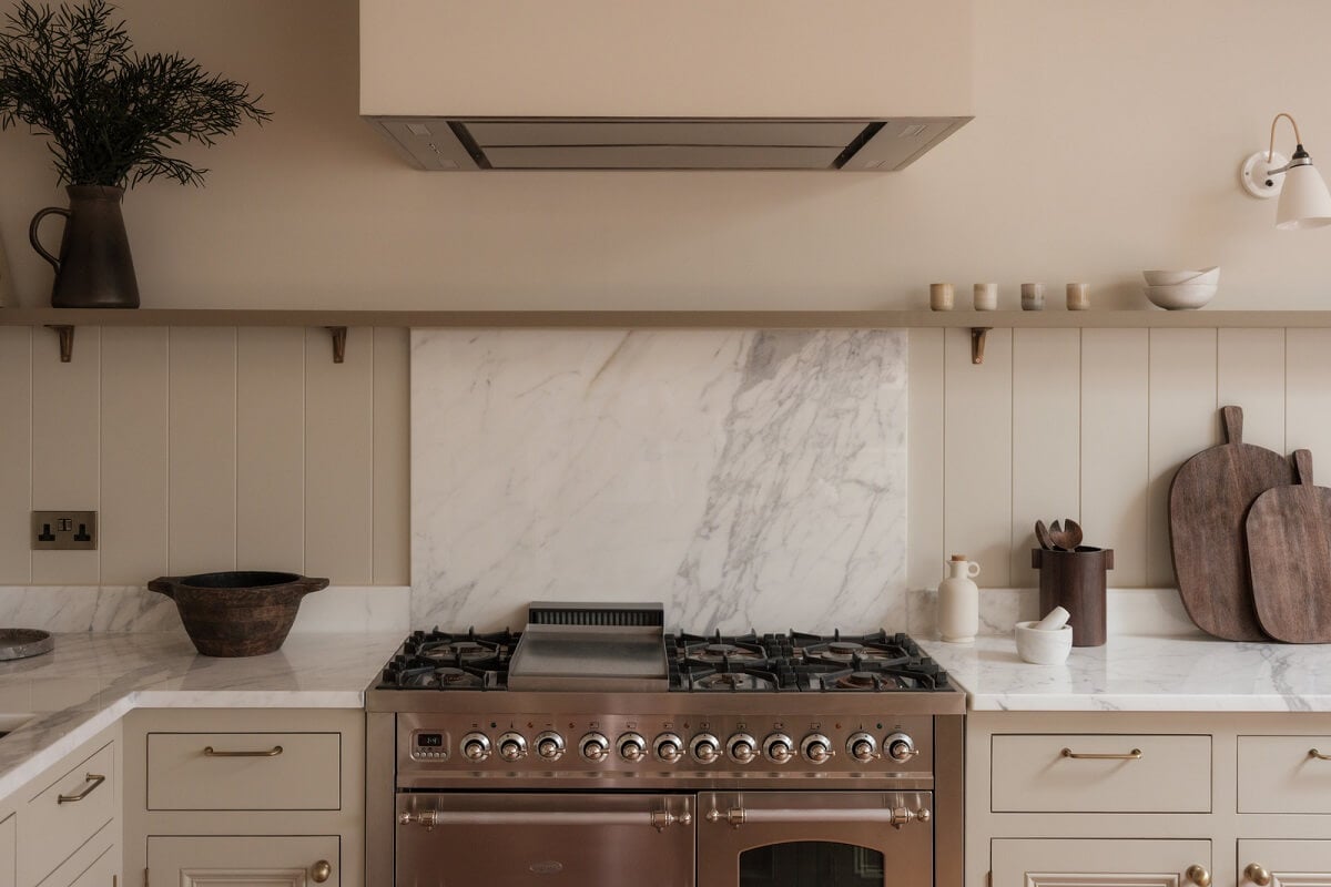 A Calm Color Palette and Warm Materials in a London Home 10 kitchen stove detail