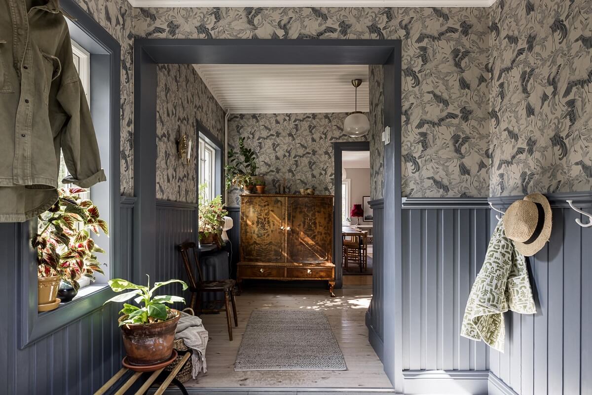 Best of 2024: Hallways 15 large hallway paneling wallpaper