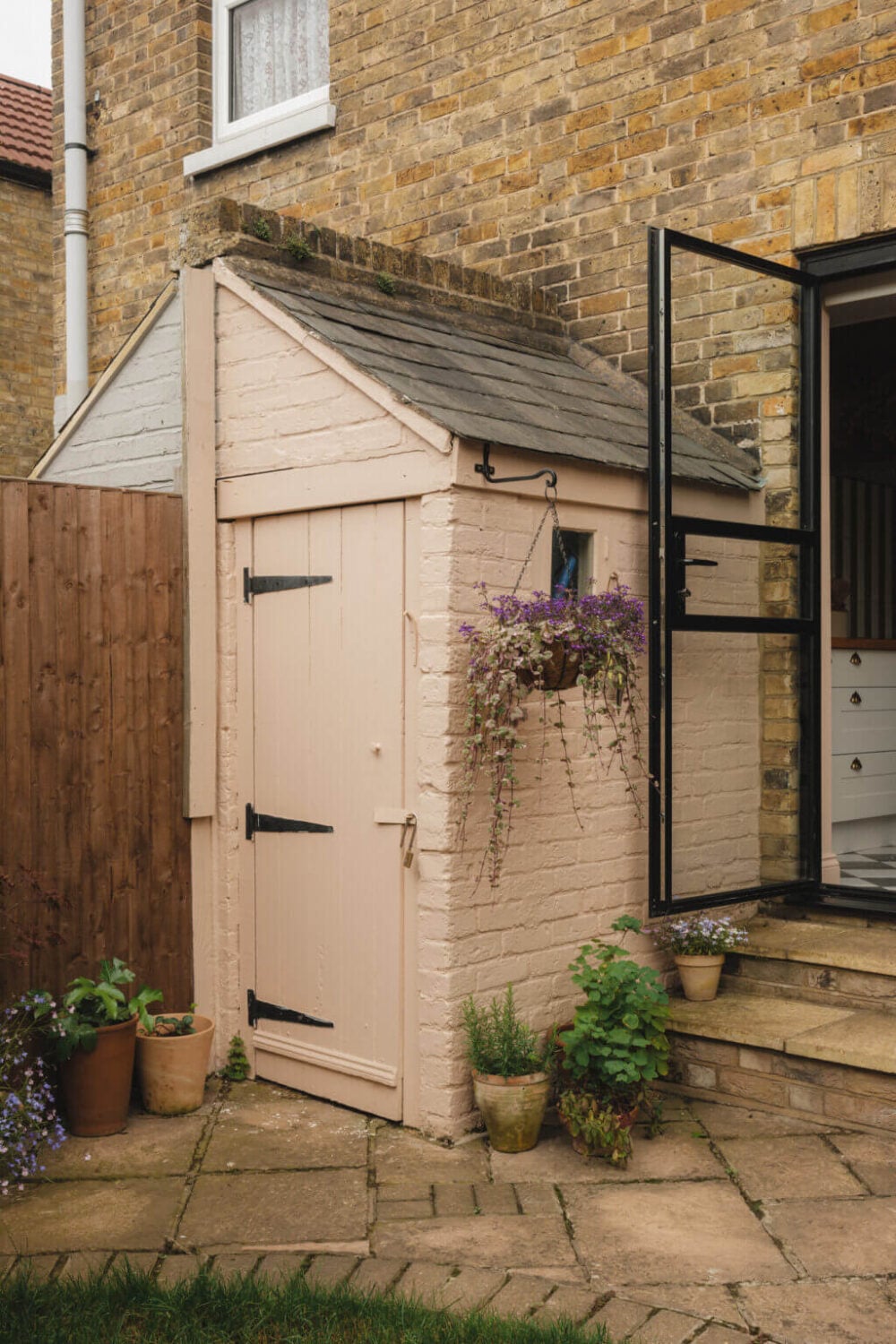 A Charming Victorian House with a Lovely Kitchen 24 light pink shed A Charming Victorian House with a Lovely Kitchen