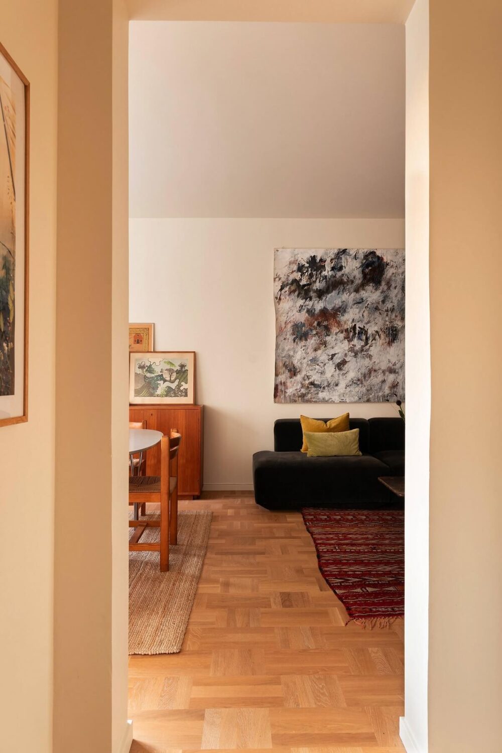 A Stylish Small Loft with Beautiful Natural Light 5 small loft living space