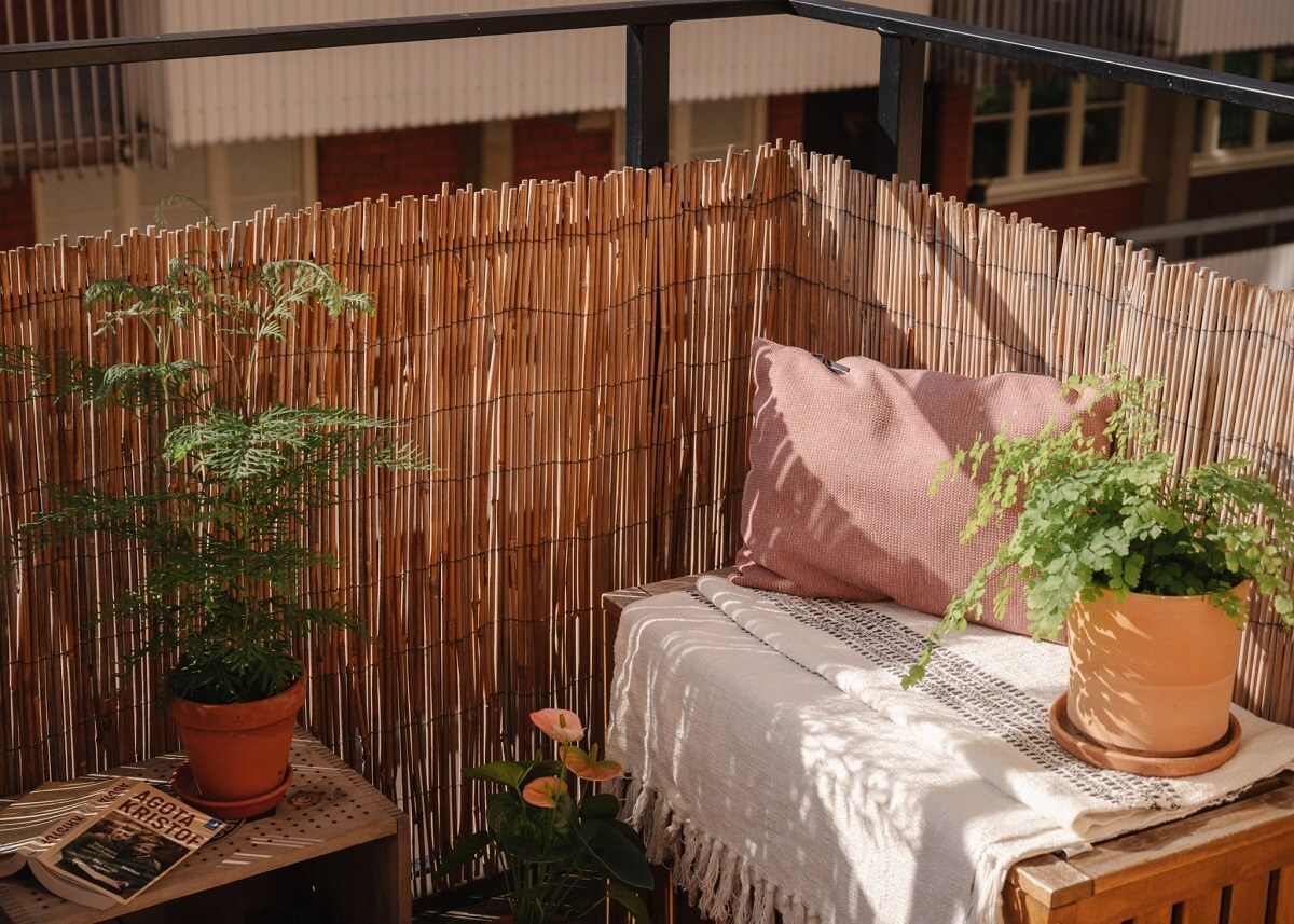 An Apartment with William Morris Wallpaper and a Dull Plum Bedroom 10 sunny balcony