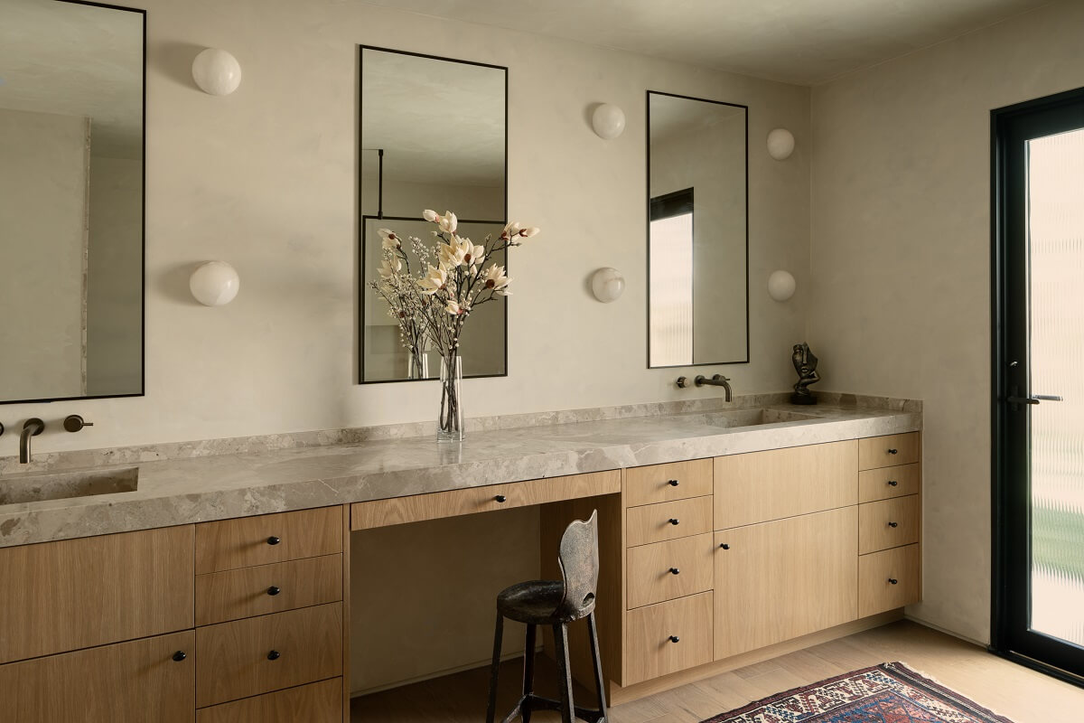 Nature-Inspired Elements and Contemporary Design in a Midcentury Home 19 16632 Park Lane Circle - Evan Ramzi - MLS-15