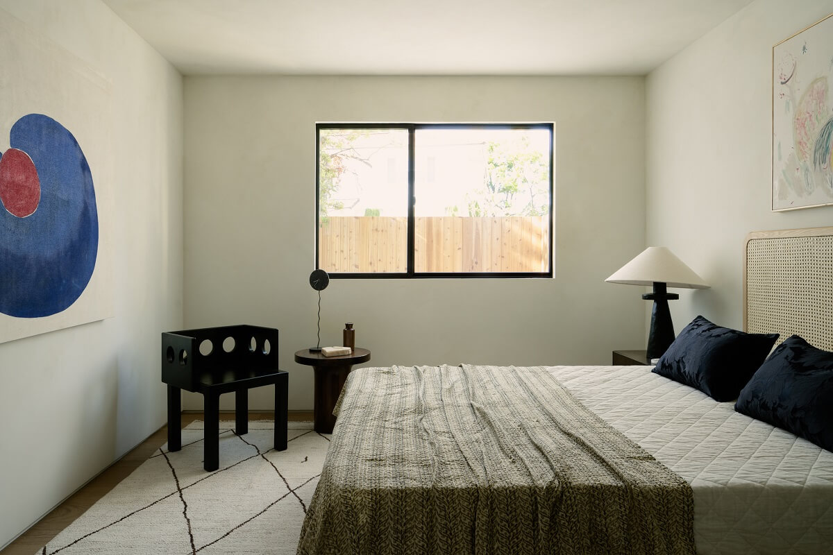 Nature-Inspired Elements and Contemporary Design in a Midcentury Home 29 16632 Park Lane Circle - Evan Ramzi - MLS-25