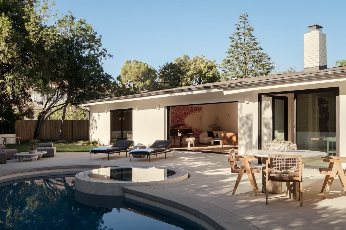 Nature-Inspired Elements and Contemporary Design in a Midcentury Home 31 16632 Park Lane Circle - Evan Ramzi - MLS-29