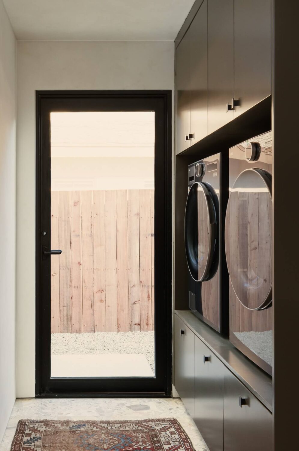 Nature-Inspired Elements and Contemporary Design in a Midcentury Home 12 16632 Park Lane Circle - Evan Ramzi - MLS-35