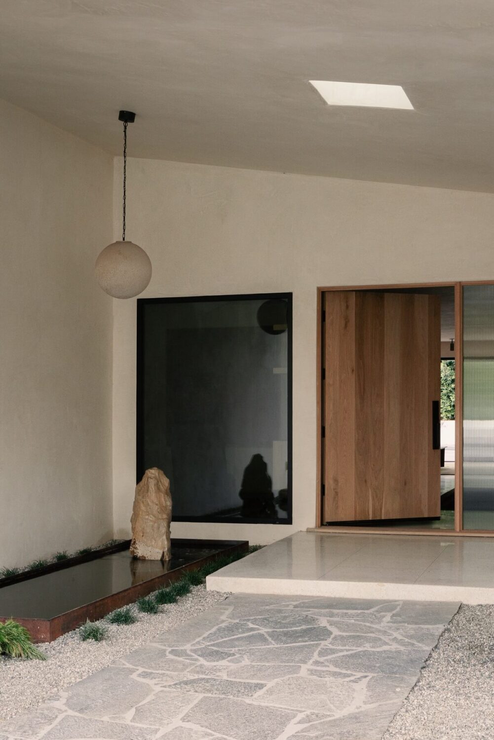 Nature-Inspired Elements and Contemporary Design in a Midcentury Home 34 16632 Park Lane Circle Evan Ramzi MLS 42 Nature-Inspired Elements and Contemporary Design in a Midcentury Home