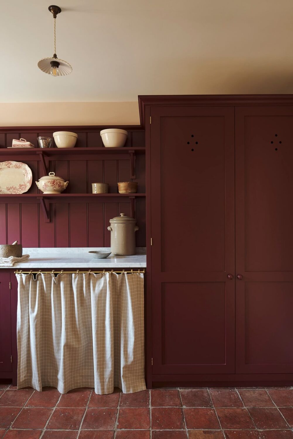 A deVOL Refectory Red Laundry and Dining Room 4 3.TheRefectoryRedLaundryRoom deVOL LOW RES A deVOL Refectory Red Laundry and Dining Room