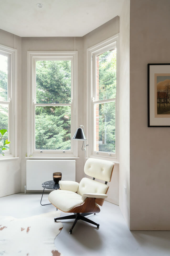 An Award-Winning Shoji-Inspired Loft Apartment in London 3 bay window reading nook