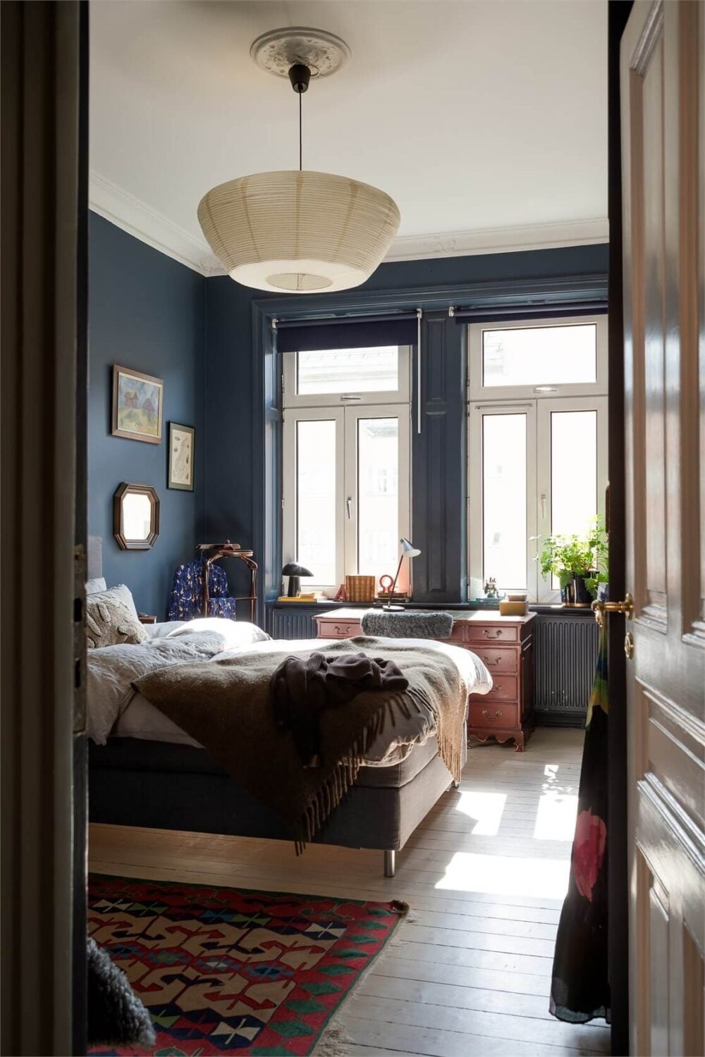 A Turn-of-the-Century Apartment with a Dark Blue Bedroom - Revisited 16 bedroom dark blue walls