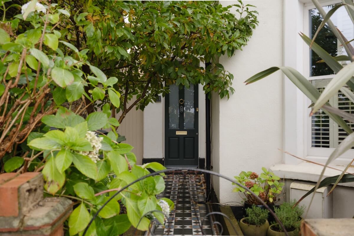 Nature-Inspired Colors in an Extended East London Home 28 front door tiles Nature-Inspired Colors in an Extended East London Home