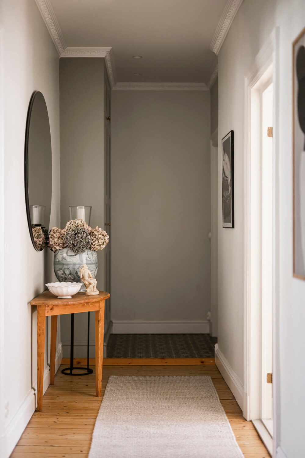Hannes Mauritzson's Warm Yellow Hygge Apartment in Sweden 36 green hallway