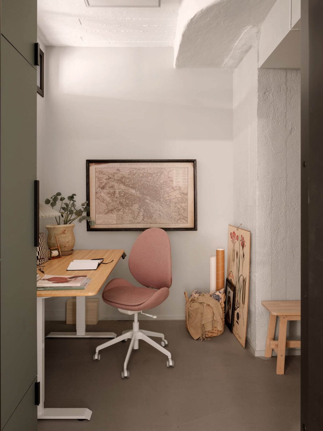A Modern Industrial Basement Apartment in Sweden 17 home office pink ikea chair