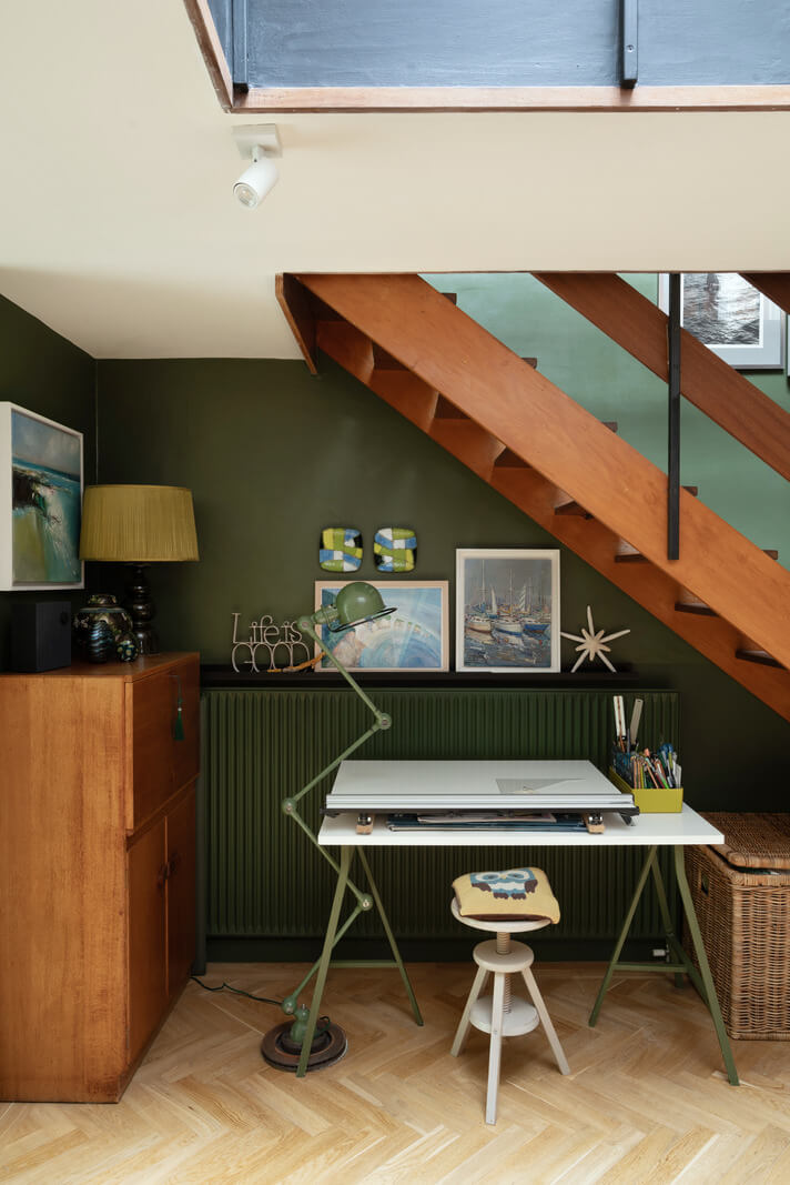 A Beautiful Mid-Century House in London 5 home office under stairs