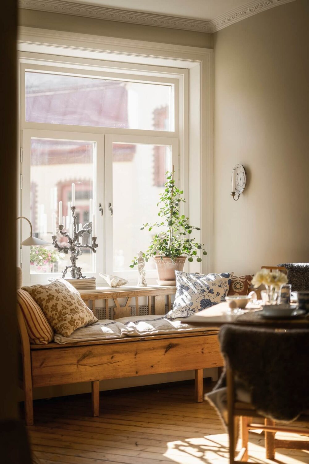 Hannes Mauritzson's Warm Yellow Hygge Apartment in Sweden 28 kitchen window seat nordroom