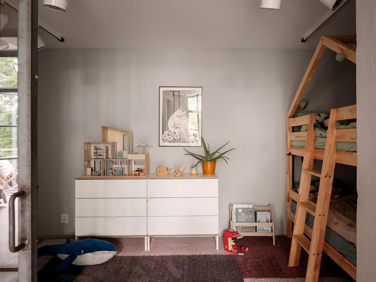 A Modern Industrial Basement Apartment in Sweden 20 light gray walls childrens room bunk beds