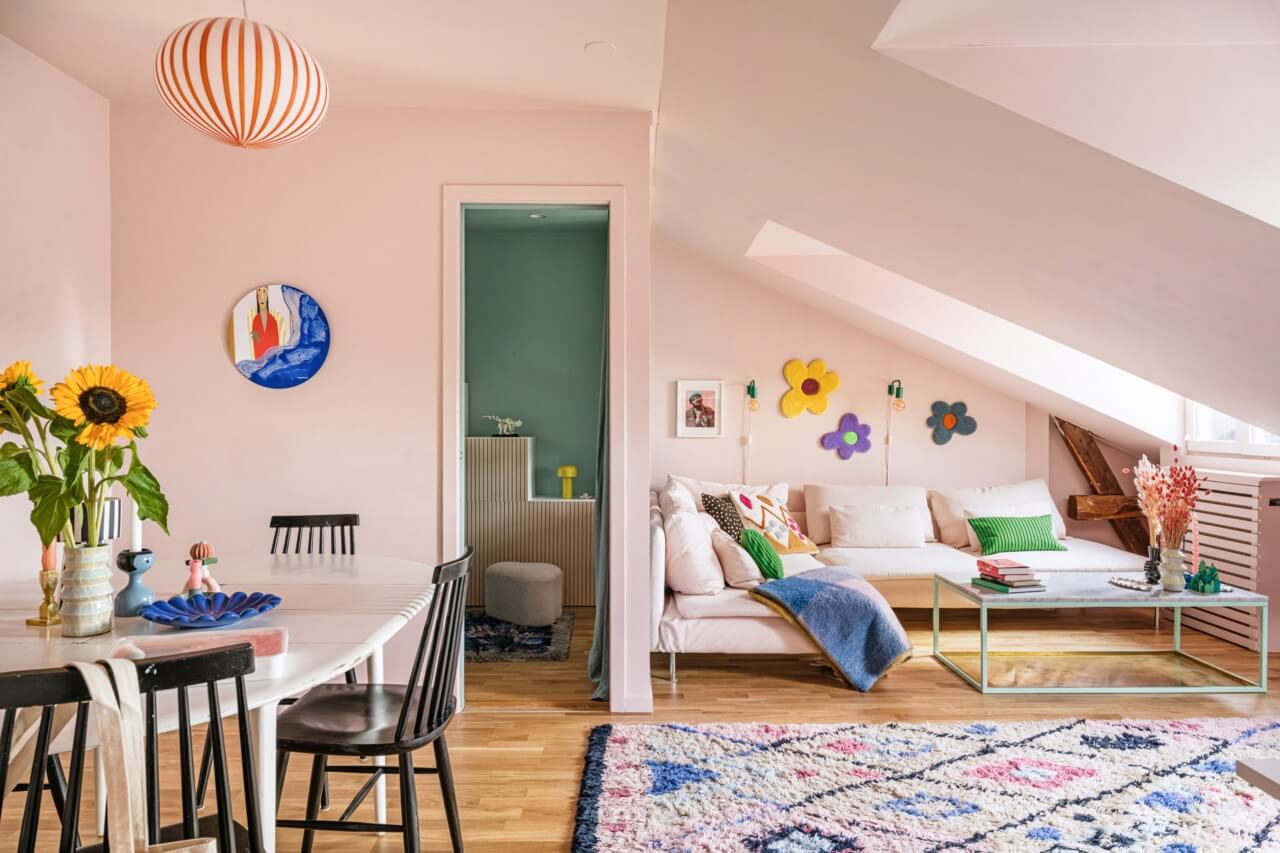 A Small, Colorful Attic Apartment with A Yellow Kitchen 4 pink living room in attic apartment