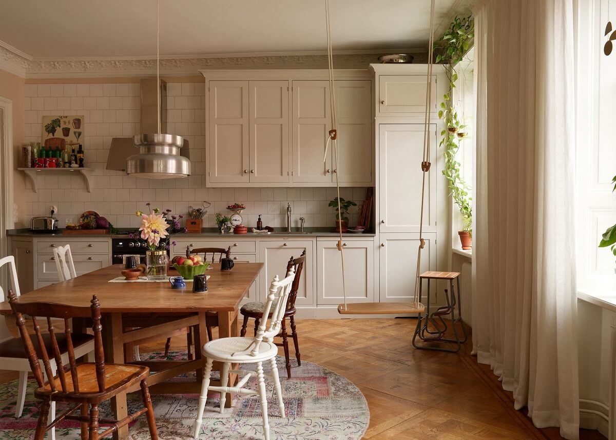 Beautiful Historic Details in a Large and Inviting Family Apartment 8 spacious kitchen with large table