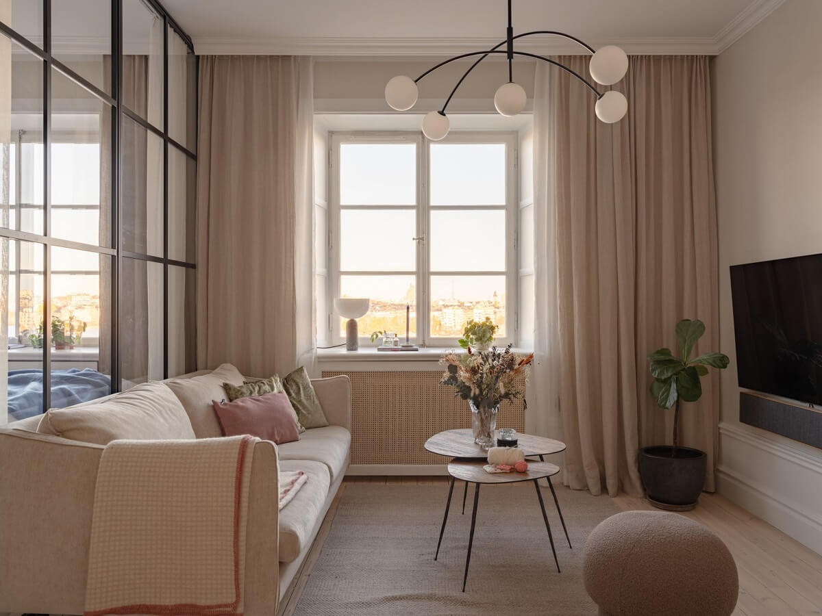 A Small and Serene Apartment with an Industrial Glass Bedroom 3 MEDA3305A5F0A7B4A679096FED17E727B67 20241108090848 w2200 q80 A Small and Serene Apartment with an Industrial Glass Bedroom