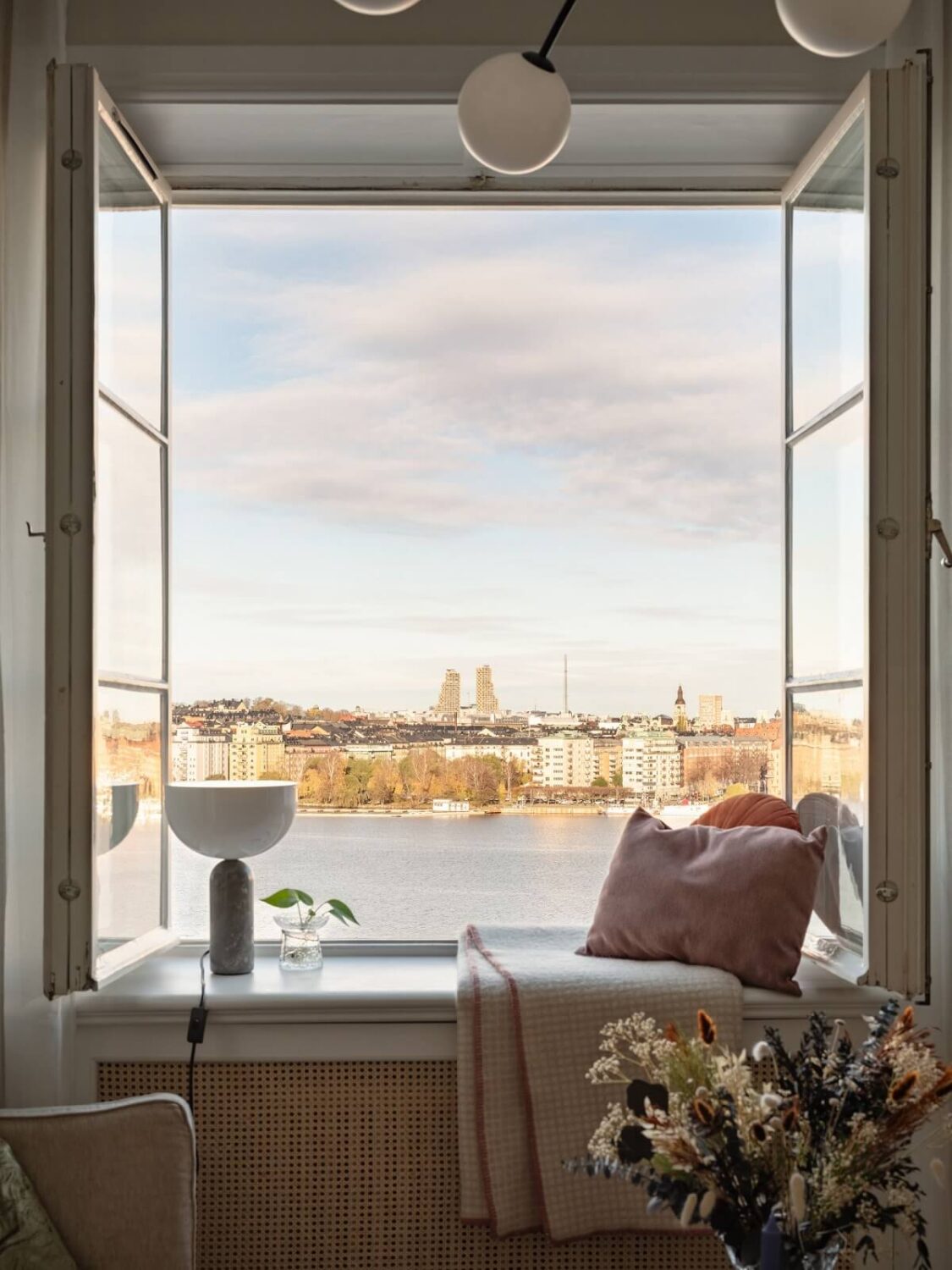 A Small and Serene Apartment with an Industrial Glass Bedroom 4 MEDE57B621DF5A845909EF74FD88C5E7A3F 20241108090848 w2200 q80 A Small and Serene Apartment with an Industrial Glass Bedroom