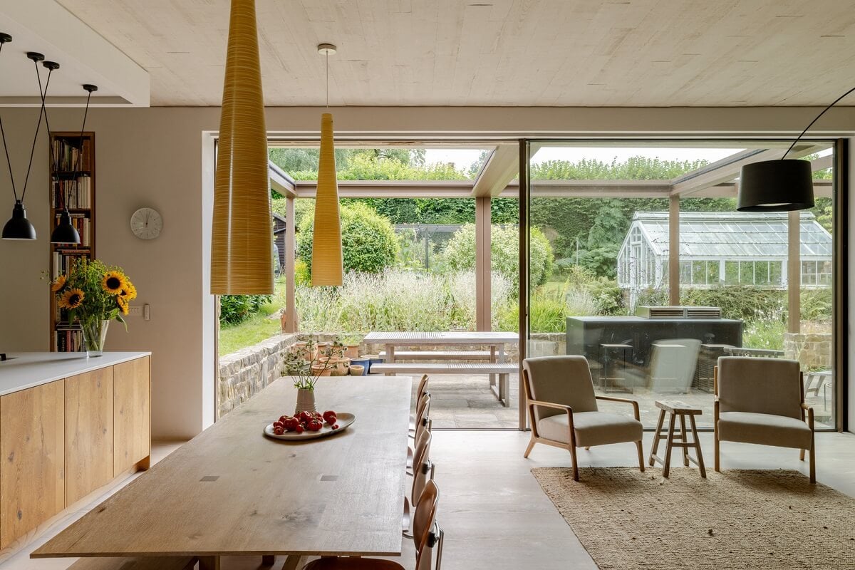A Contemporary Woodland Retreat in the Heart of East Sussex 4 a0O6700000usXSrEAM N13 webres A Contemporary Woodland Retreat in the Heart of East Sussex