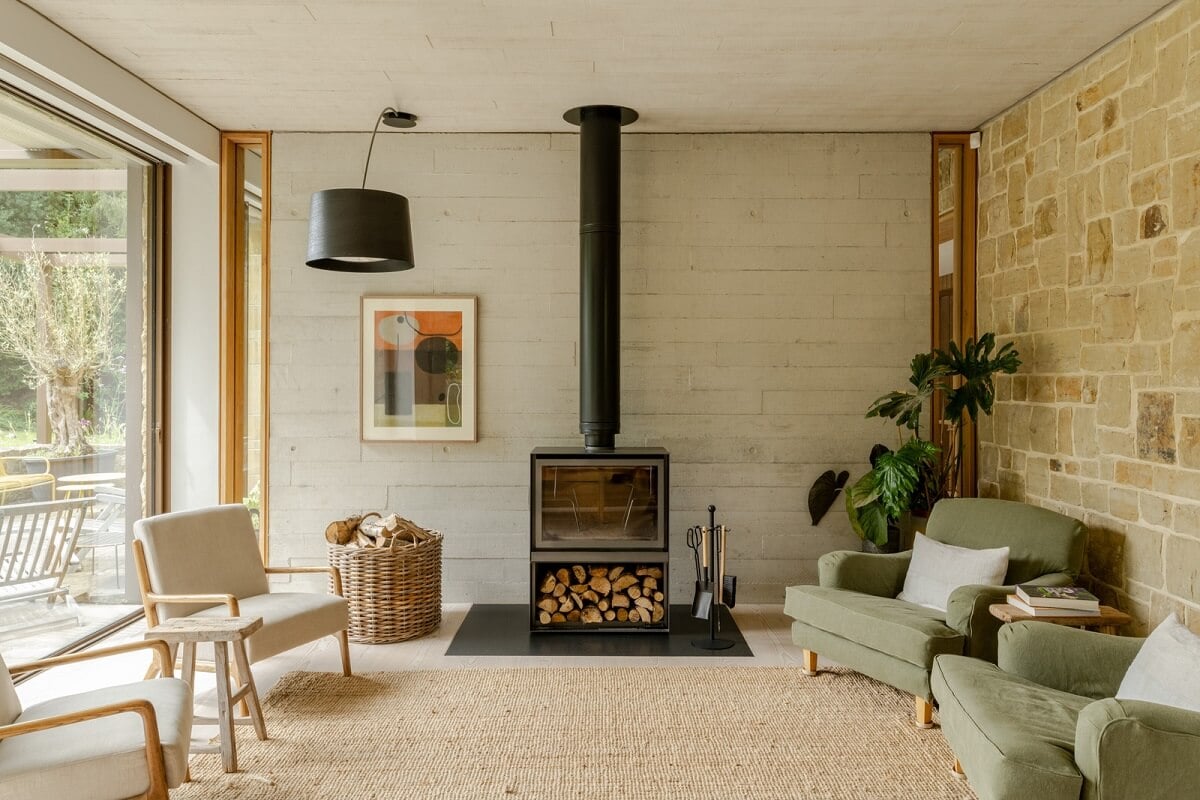 A Contemporary Woodland Retreat in the Heart of East Sussex 5 a0O6700000usXSrEAM N16 webres A Contemporary Woodland Retreat in the Heart of East Sussex