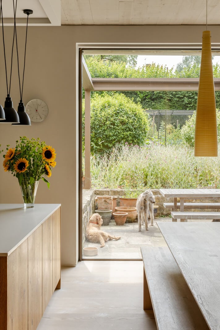 A Contemporary Woodland Retreat in the Heart of East Sussex 3 a0O6700000usXSrEAM N18 webres A Contemporary Woodland Retreat in the Heart of East Sussex