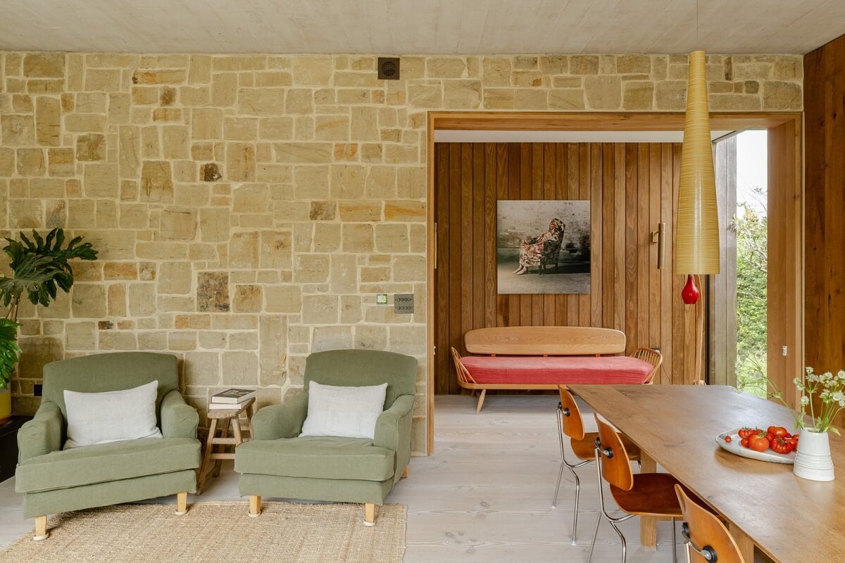 A Contemporary Woodland Retreat in the Heart of East Sussex 6 a0O6700000usXSrEAM N21 webres A Contemporary Woodland Retreat in the Heart of East Sussex