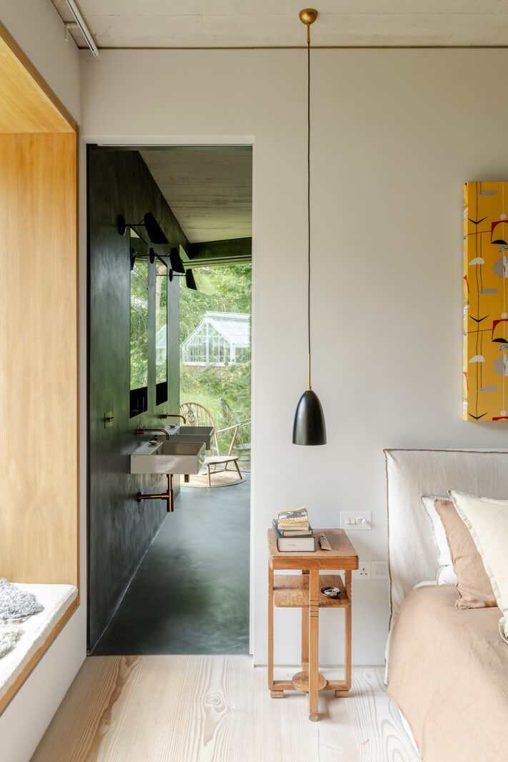 A Contemporary Woodland Retreat in the Heart of East Sussex 14 a0O6700000usXSrEAM N41 webres A Contemporary Woodland Retreat in the Heart of East Sussex