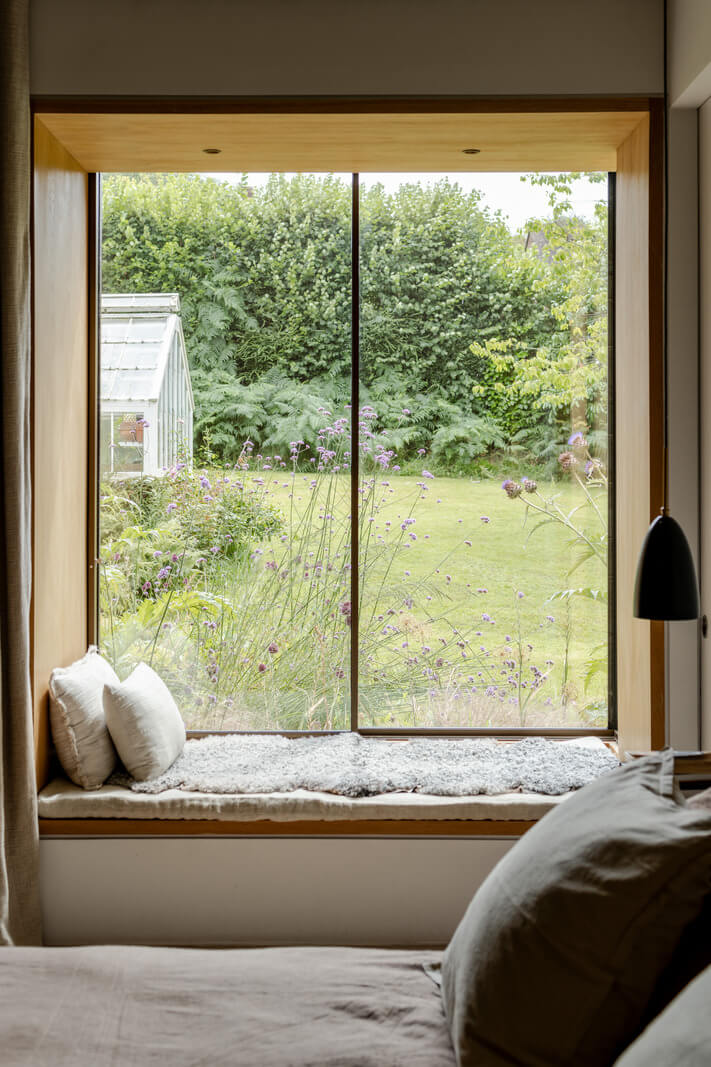 A Contemporary Woodland Retreat in the Heart of East Sussex 13 a0O6700000usXSrEAM N42 webres A Contemporary Woodland Retreat in the Heart of East Sussex