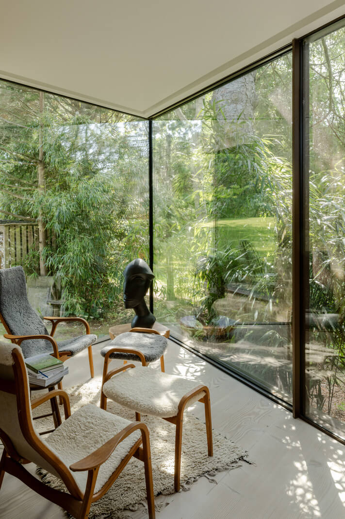 A Contemporary Woodland Retreat in the Heart of East Sussex 27 a0O6700000usXSrEAM N62 webres A Contemporary Woodland Retreat in the Heart of East Sussex