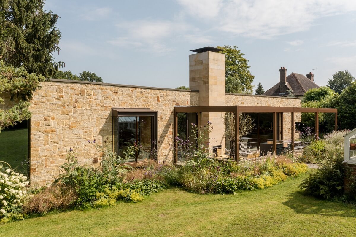 A Contemporary Woodland Retreat in the Heart of East Sussex 32 a0O6700000usXSrEAM N80 webres A Contemporary Woodland Retreat in the Heart of East Sussex