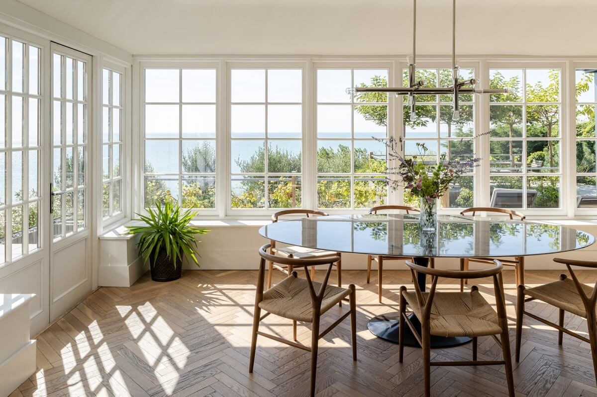 A Grand Victorian House with Modern Interiors and Channel Views 3 a0OP6000003gs3tMAA N17 webres A Grand Victorian House with Modern Interiors and Channel Views