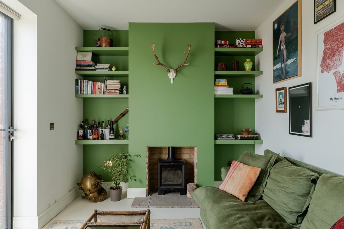 a0OP6000004fnldMAA N9 webres A Renovated Former Coastguard Cottage with Nautical Touches