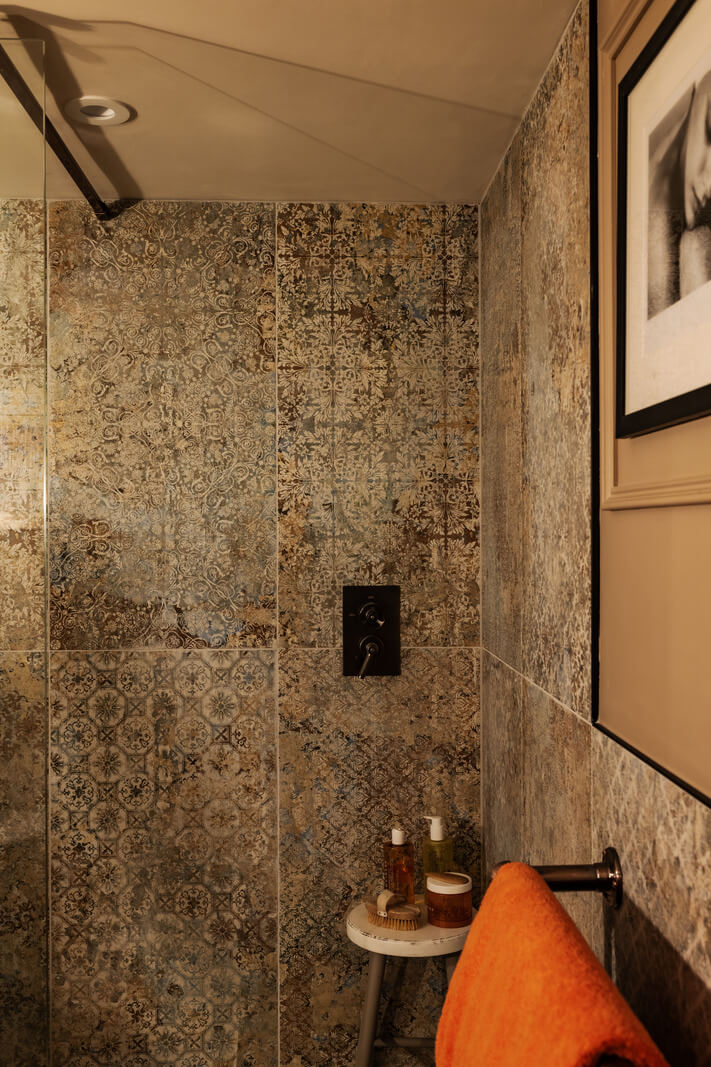 Eclectic Interiors in a Historic Bristol Apartment 21 bathroom shower