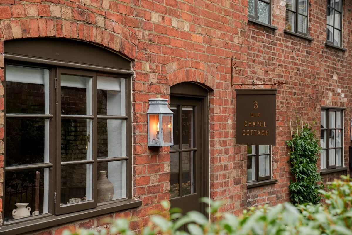 Contemporary Light Interiors in a 19th-Century English Cottage 21 english cottage entrance Contemporary Light Interiors in a 19th-Century English Cottage