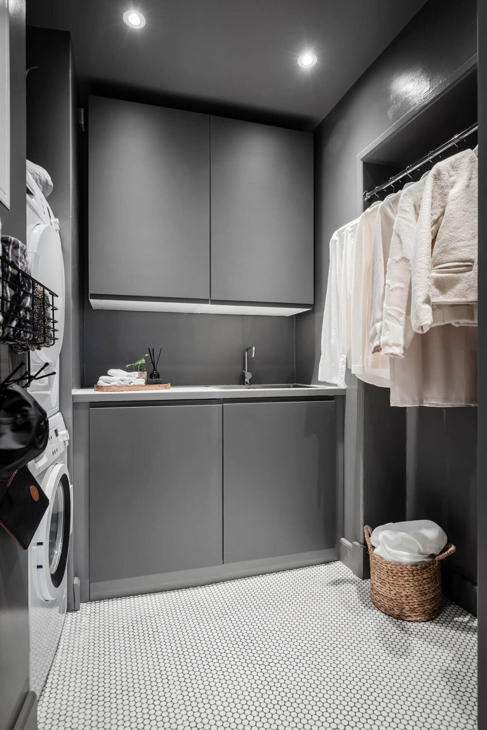 A Burgundy Kitchen in a Stylish Scandinavian Apartment 26 gray utility room