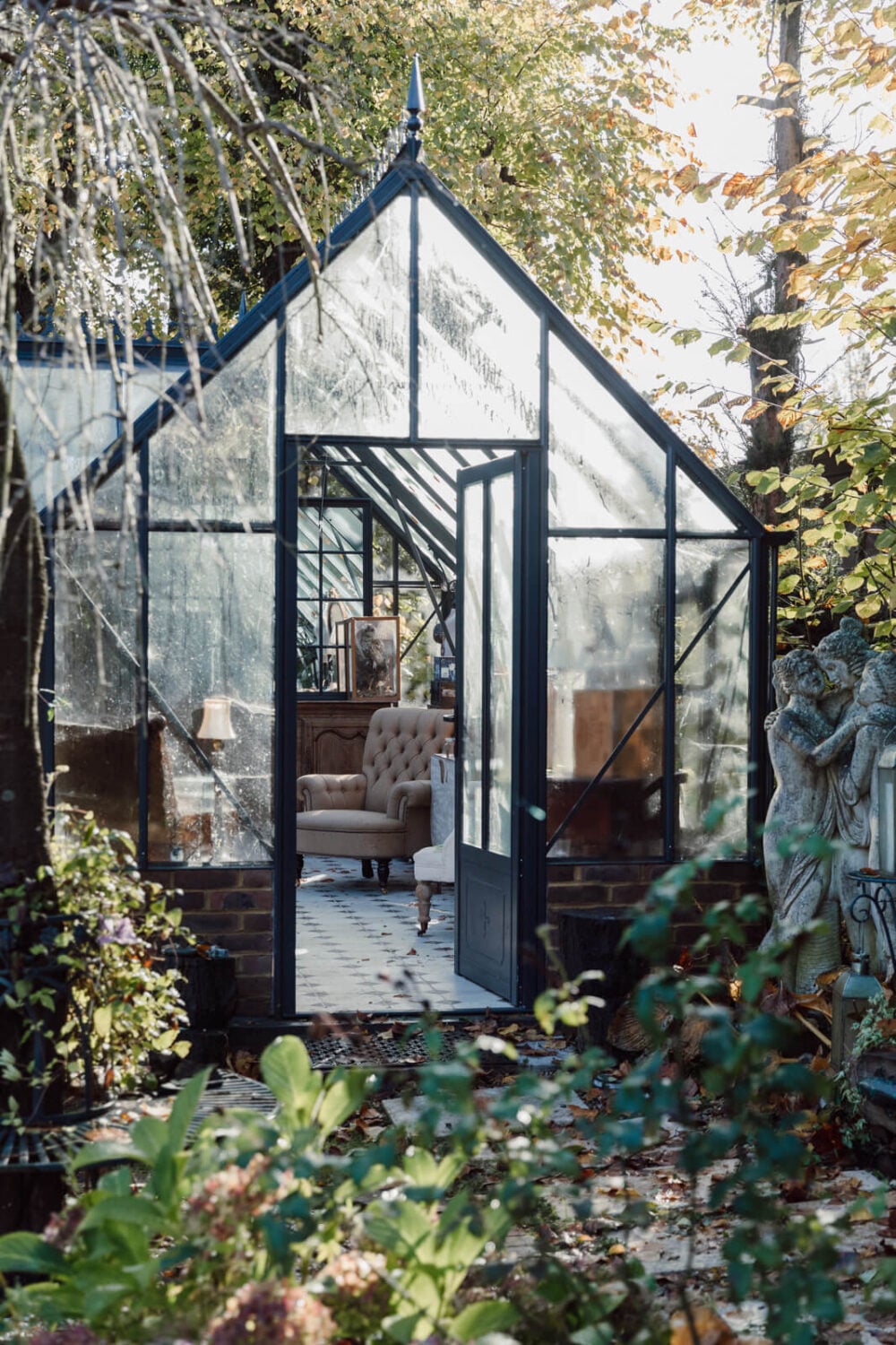 A Grand Arts and Crafts House in London 23 greenhouse