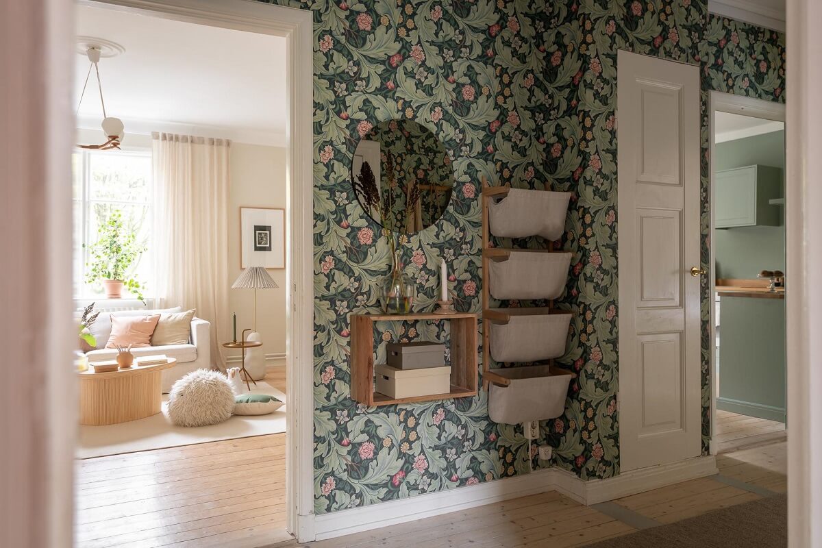 A Swedish Apartment Painted in Calm Beige, Green, and Pink Tones 25 hall green wallpaper baskets