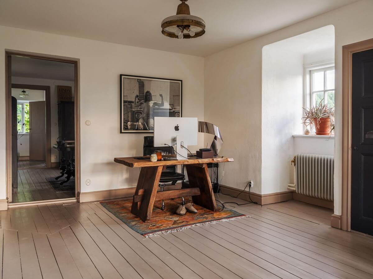 A Bohemian-Style House on the Estate of a Swedish Castle 11 home office