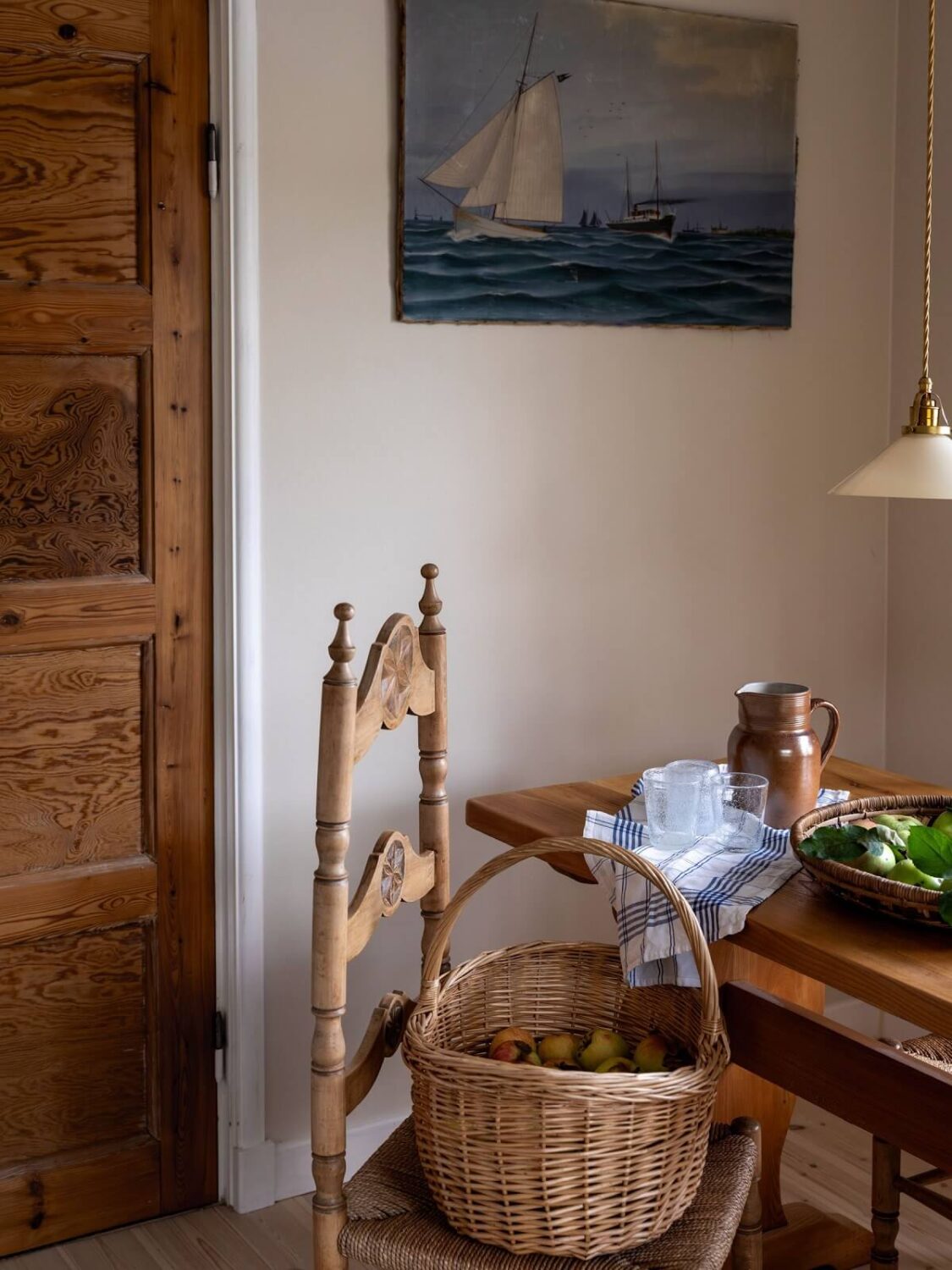 A Romantic 1920s Villa with Views of the Lake 14 kitchen table