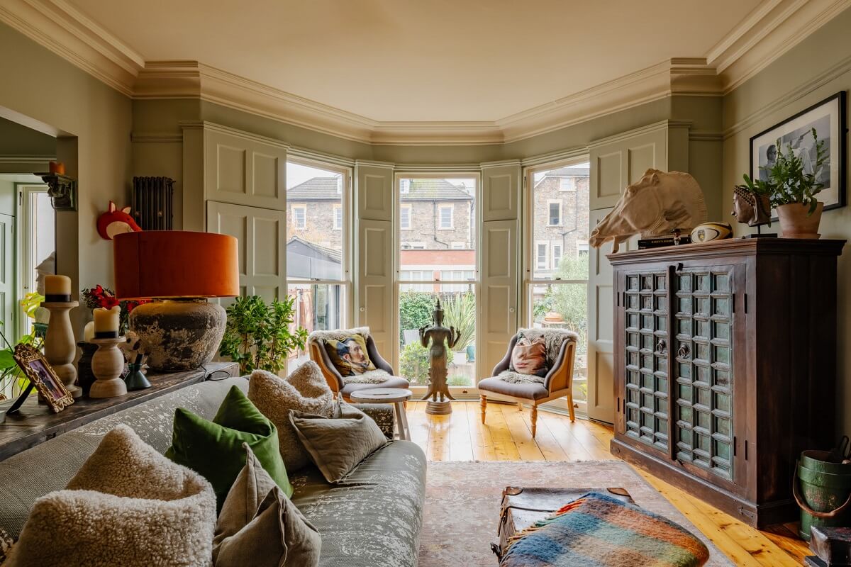 living room with bay window