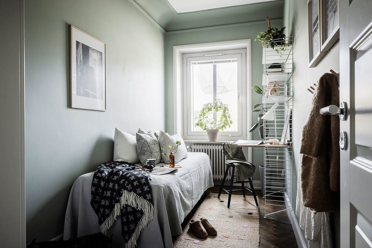 A Burgundy Kitchen in a Stylish Scandinavian Apartment 24 small bedroom with desk