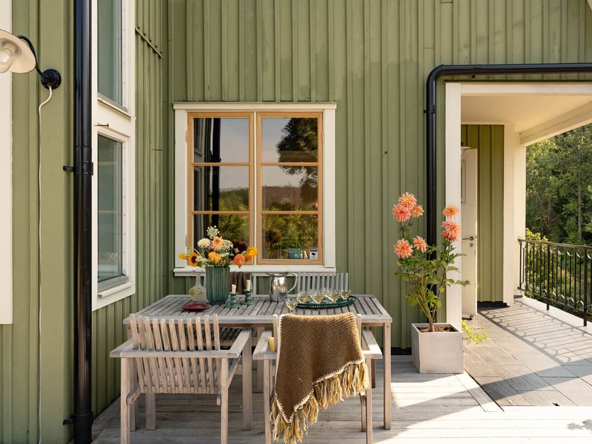 A 1930s Green-Painted Wooden Family Home in Sweden 25 terrace green swedish home
