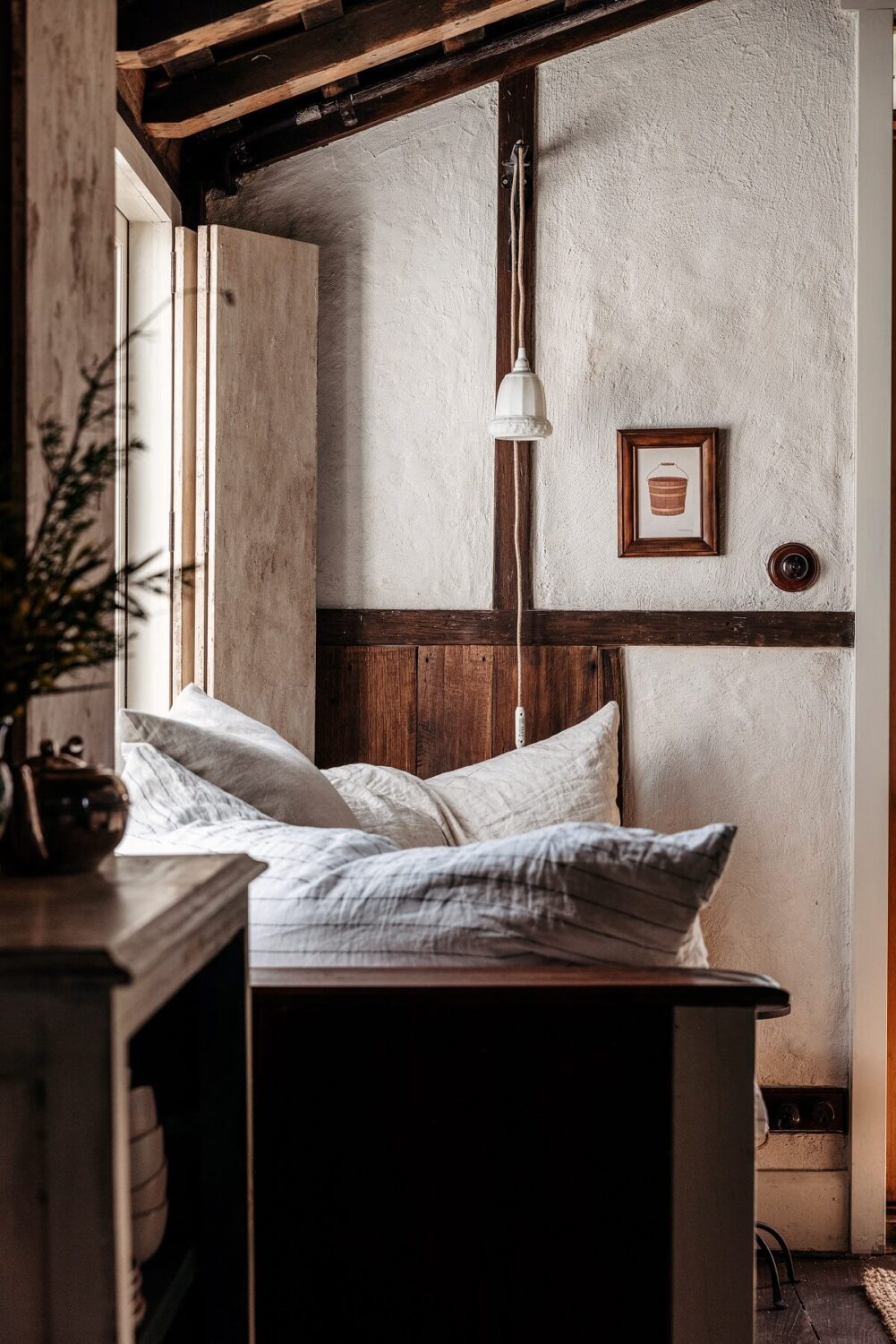 A Cozy Rustic Shipbuilder's Cottage in Northern Tasmania 10 wooden kitchen window seat
